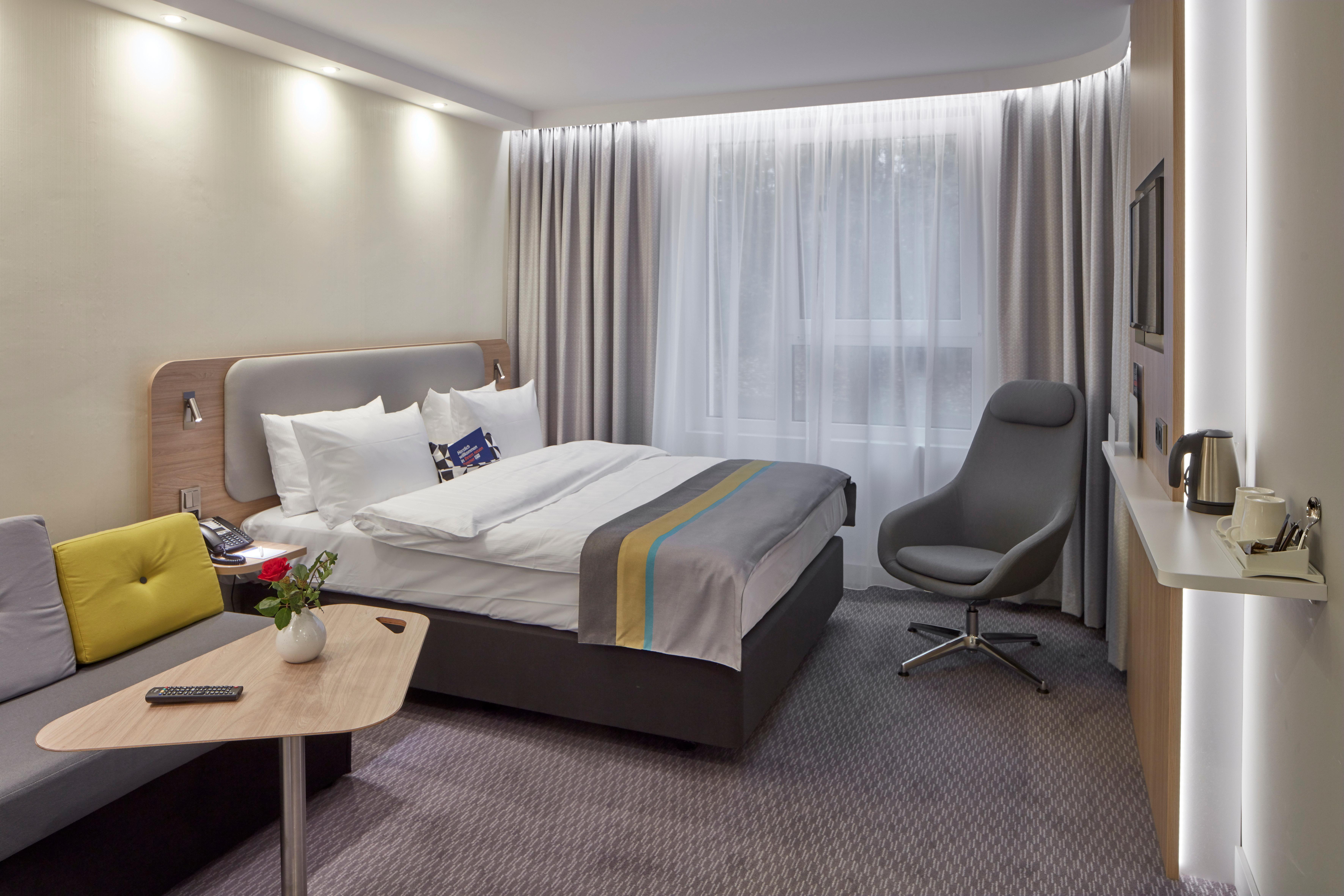 Holiday Inn Express - Merzig, an IHG Hotel Exterior foto
